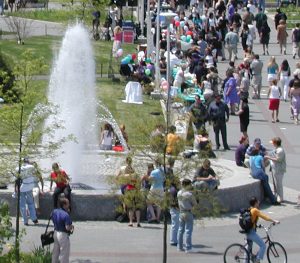 campus fountain on a busy day